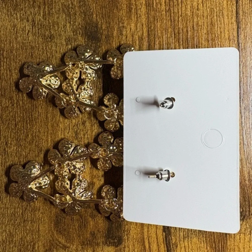Golden‎ Garden Floral Drop Earrings with Faux Pearl Studs – Soft Romantic Style